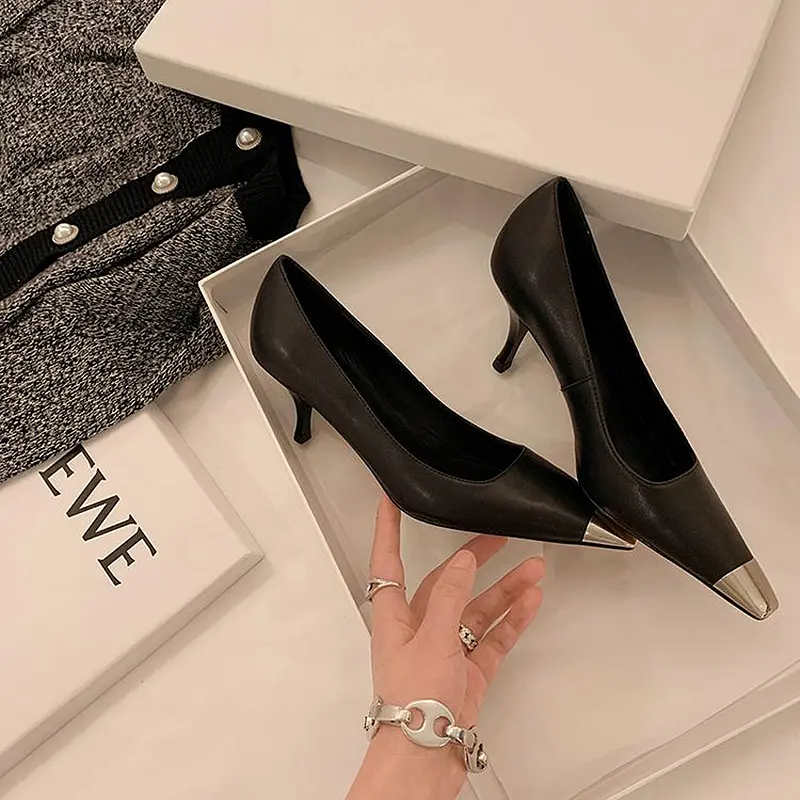 2025 Sparkly Black 9cm Rhinestone Party Pumps (13).jpg