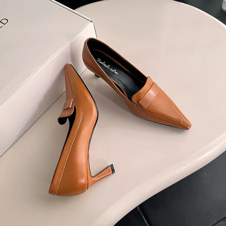 Y-Inspired 6CM Pointed-Toe Leather Office Stiletto Heel Pumps (3).jpg