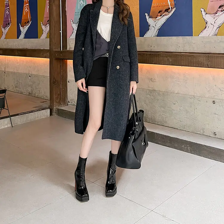 Statement-Making Women's Ankle Boots with Bold 13cm Chunky Heel 9011 (4)