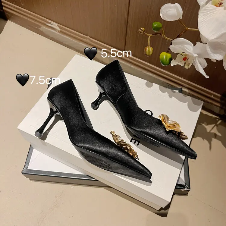 JC Signature Blooming Heels Gothic Gold Embroidered Satin Pumps (17).jpg