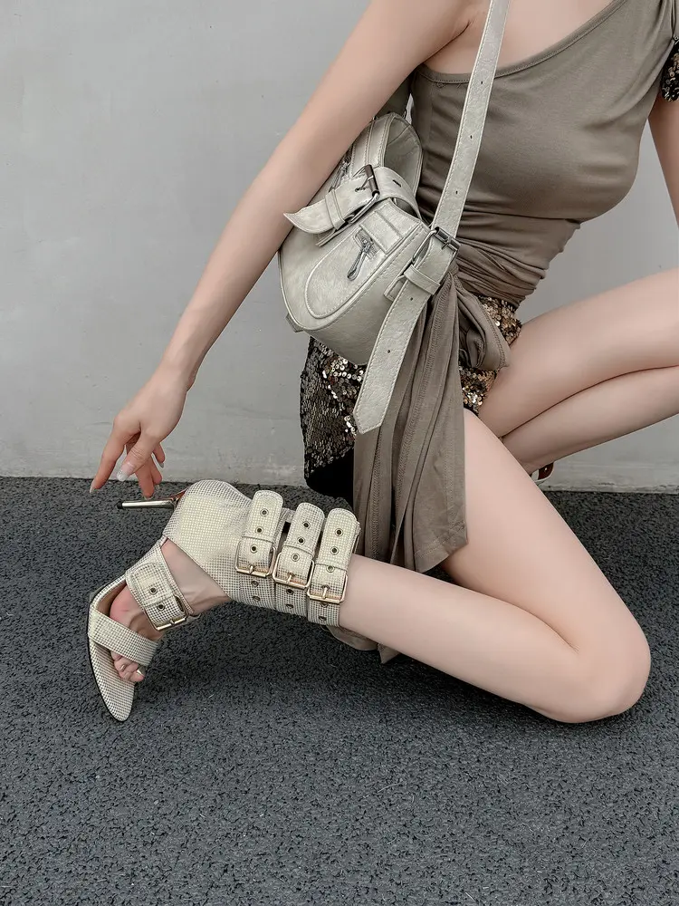 high heel sandal (5)