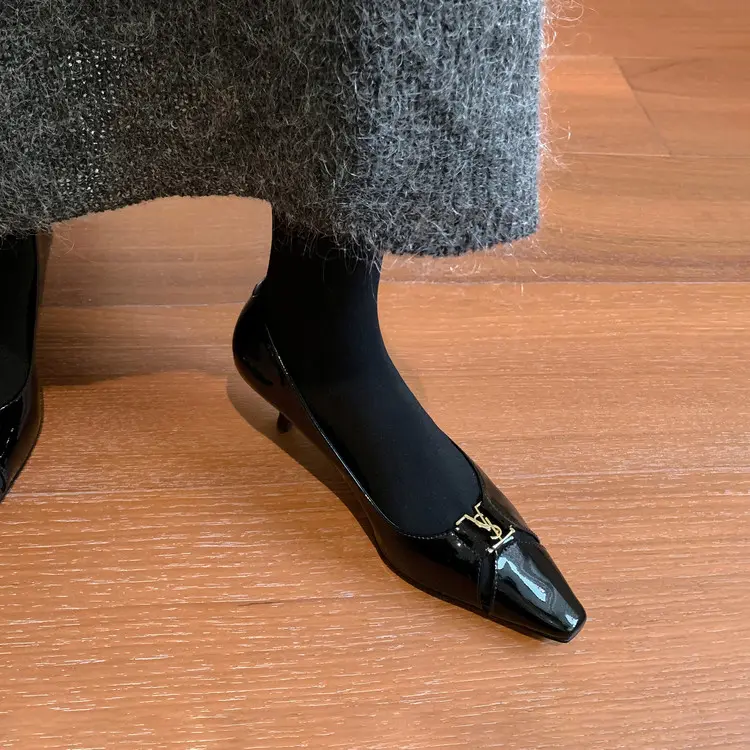 Designer-Inspired Patent Leather Pointed-Toe 9cm Heels for Women (30).jpg