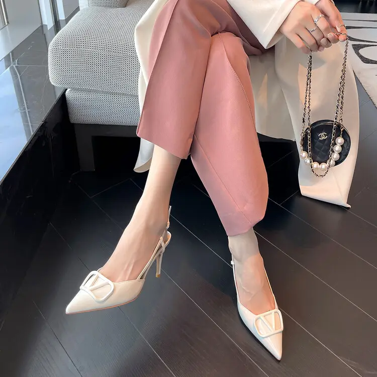 4cm Heel V-Buckle Women's Patent Leather High Heel Sandals (9)