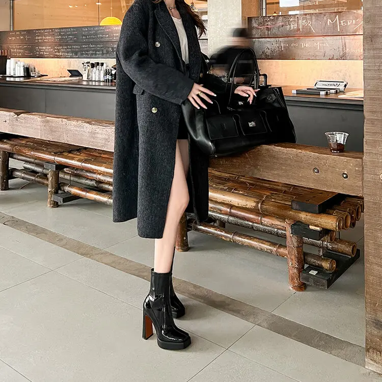 Statement-Making Women's Ankle Boots with Bold 13cm Chunky Heel 9011 (6)